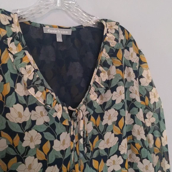 EUC✨ DANIEL RAINN navy women's XL Camila Ruffle Detail 3/4 sleeve Blouse - Picture 4 of 17